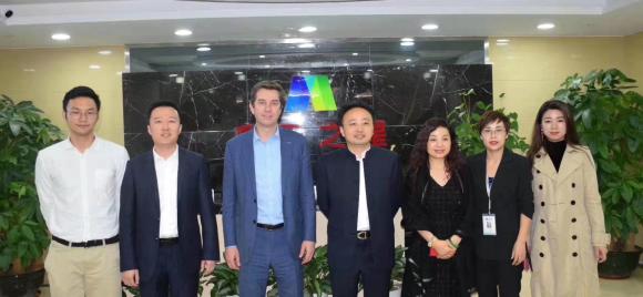 胡润百富创始人来访龙门国际，共商战略合作！