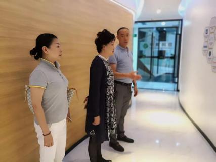 赣江南昌经开区领导受邀访问龙门国际加速器，为优质项目落地南昌创造新机遇
